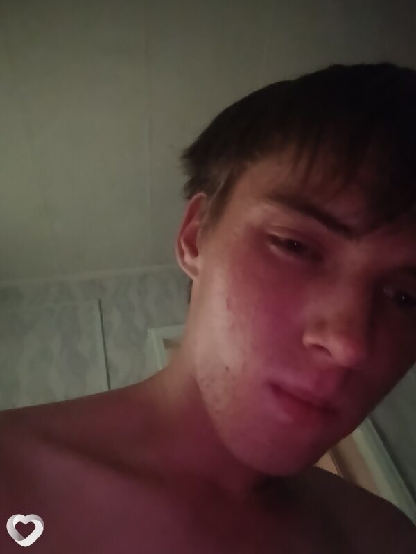 Александр, 18, Омске — анкета №4629256