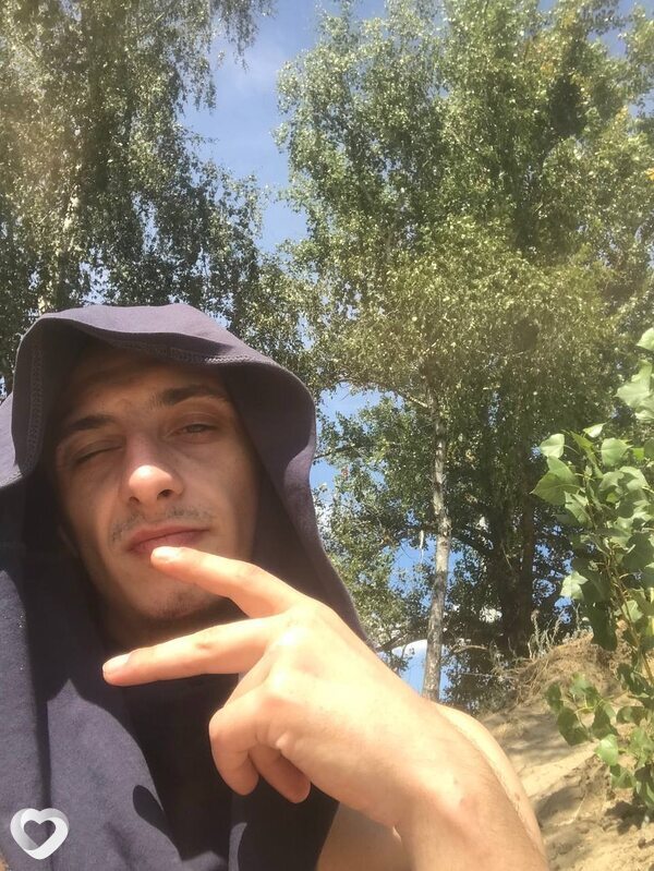 Артур, 27, Харькове — анкета №4629843