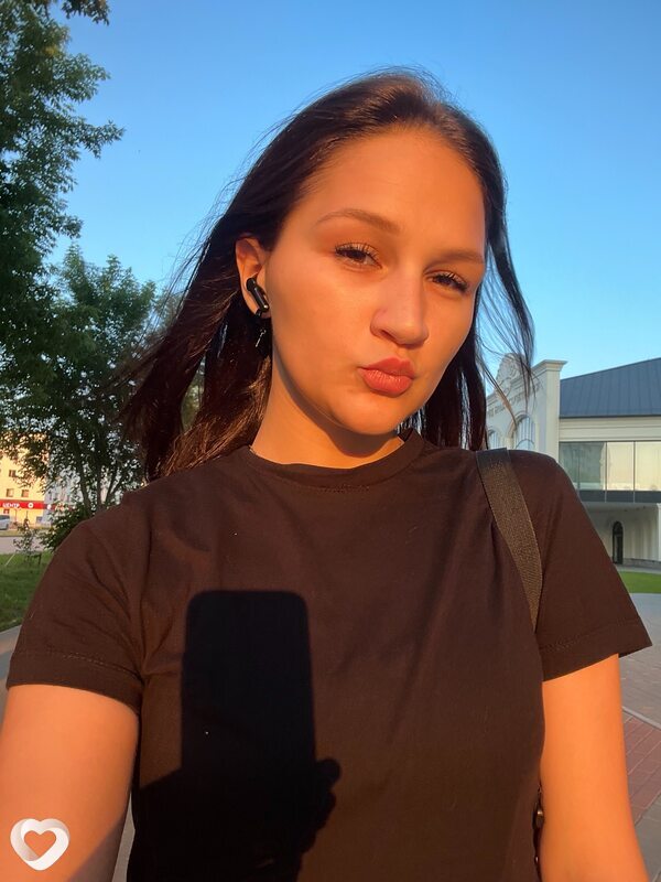 Алекса, 21, Екатеринбурге — анкета №4630541