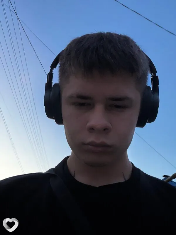 Владислав, 18, Москве — анкета №4631678