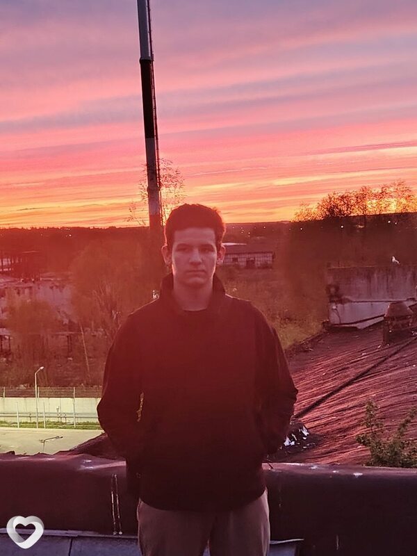 Максим, 18, Владимире — анкета №4631701