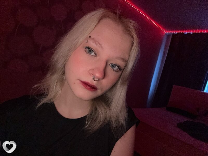 Даша, 19, Санкт-Петербурге — анкета №4631522