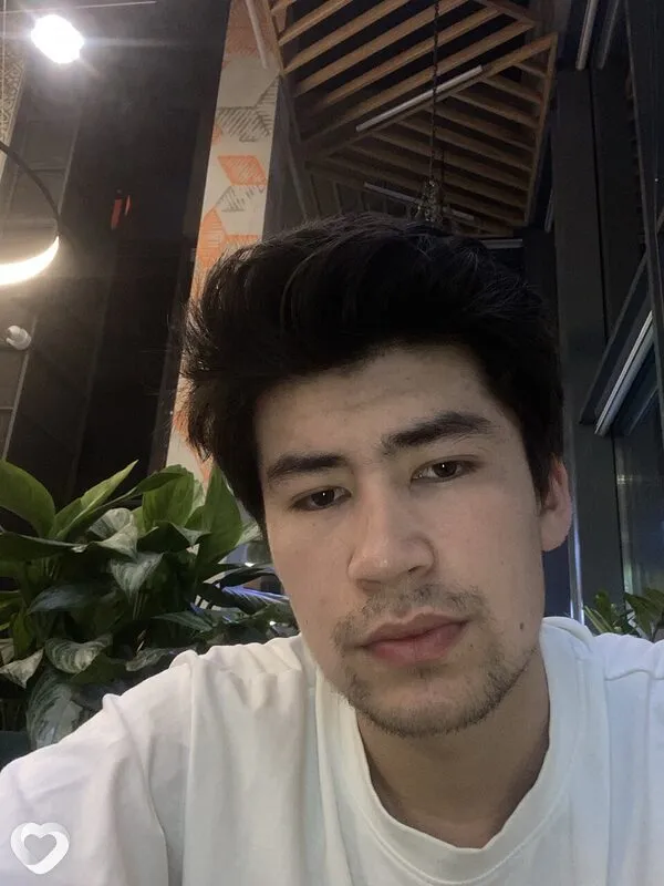 Азиз, 21, Москве — анкета №4632904