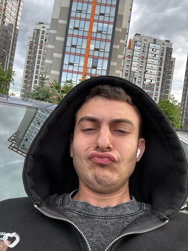 Макс, 21, Санкт-Петербурге — анкета №4632864