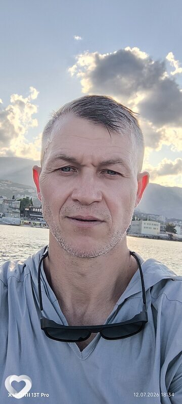 Михаил, Ялта