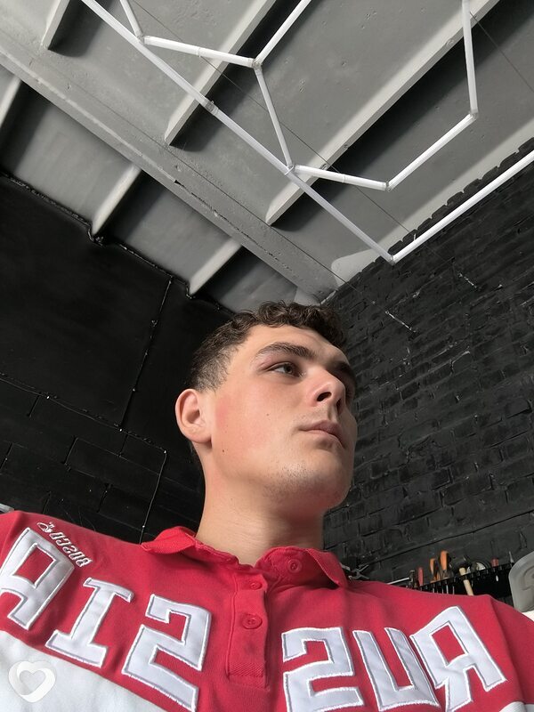 Юрий, 21, Ульяновске — анкета №4634482