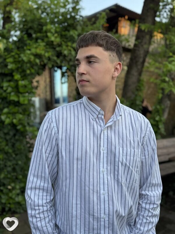 Илья, 18, Краснодаре — анкета №4635311