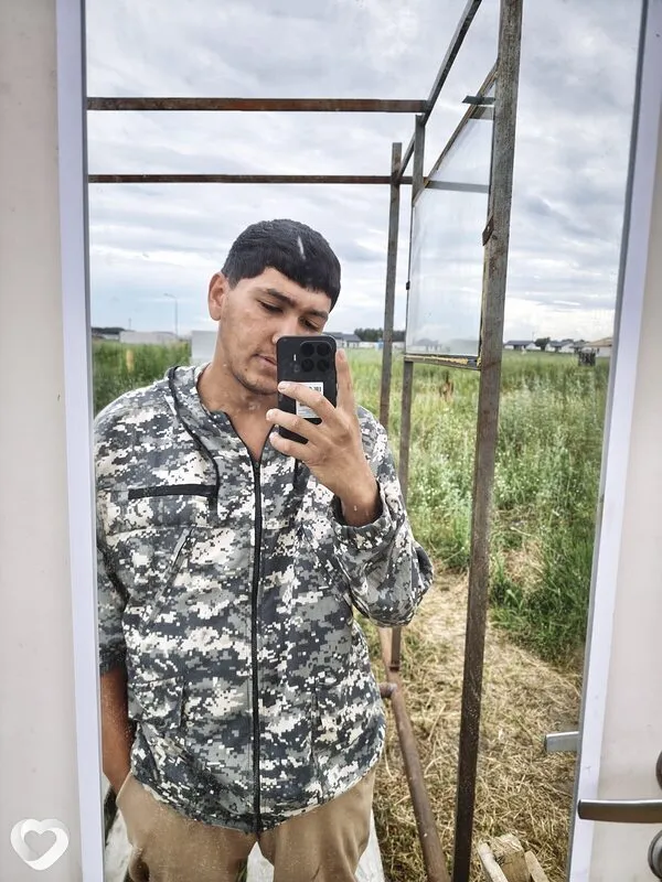 Zohirbek, 19, Барнауле — анкета №4635997