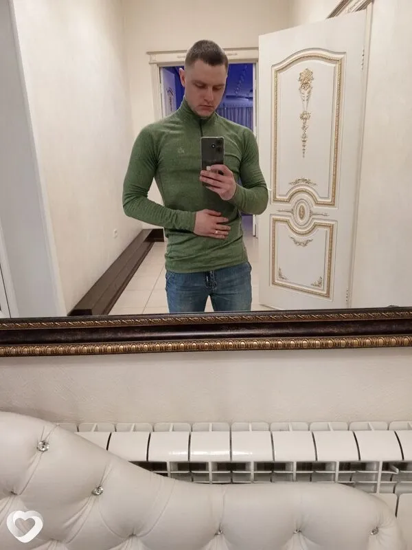 Иван, 24, Бийске — анкета №4637609
