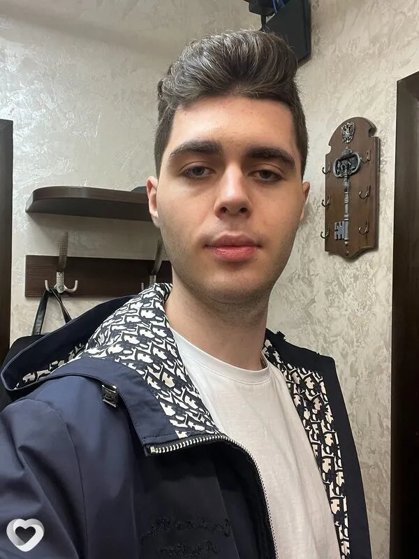 Дмитрий, 21, Москве — анкета №4638007