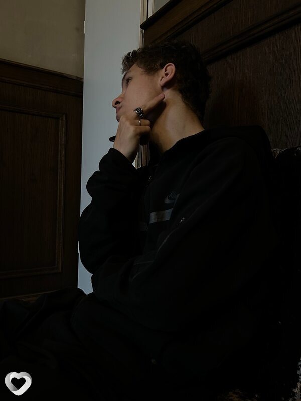 Влад, 18, Минске — анкета №4638411