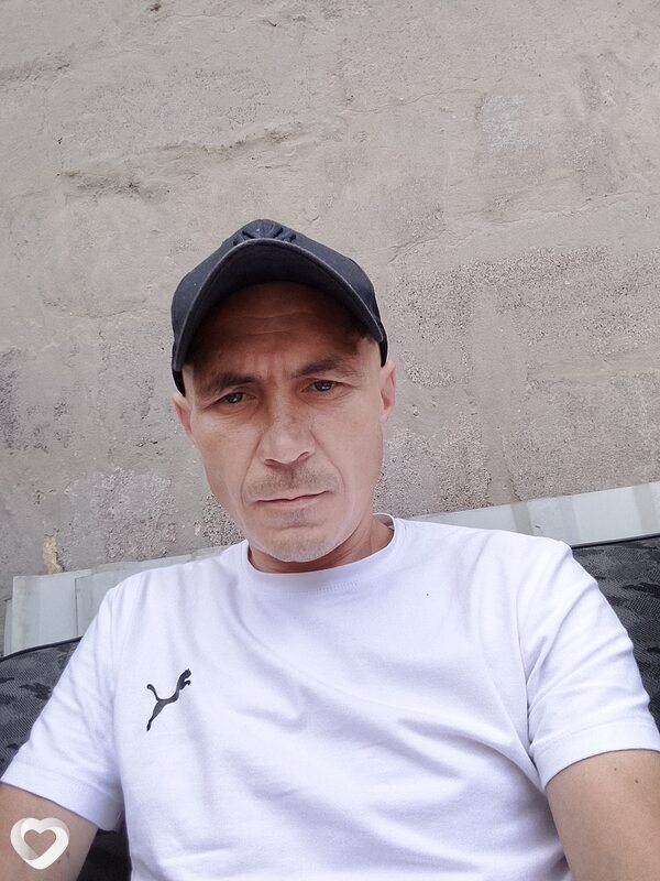 Саша, 41, Красном Луче — анкета №4639569