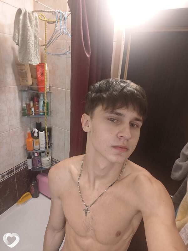 Стас, 18, Москве — анкета №4639570