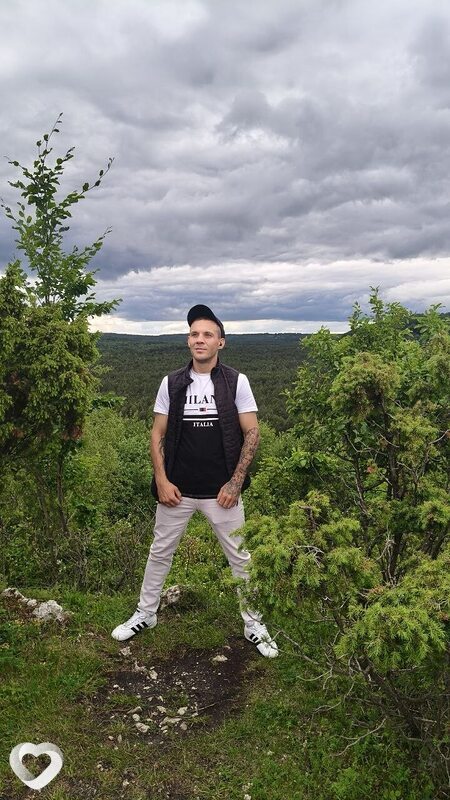 Viktor, Честохова