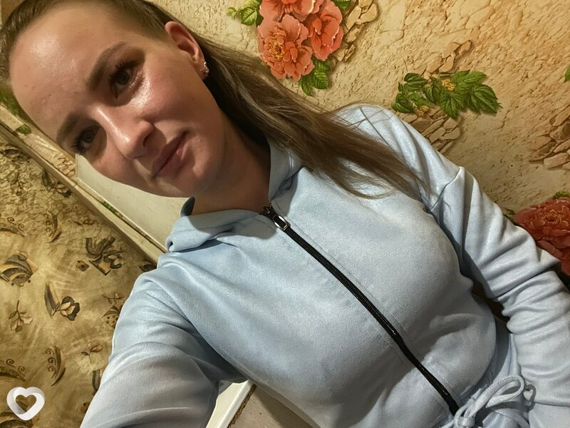 Алёна, 26, Кемерове — анкета №4640330