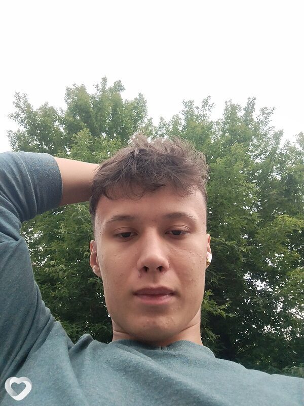 Алексей, 19, Иркутске — анкета №4640732