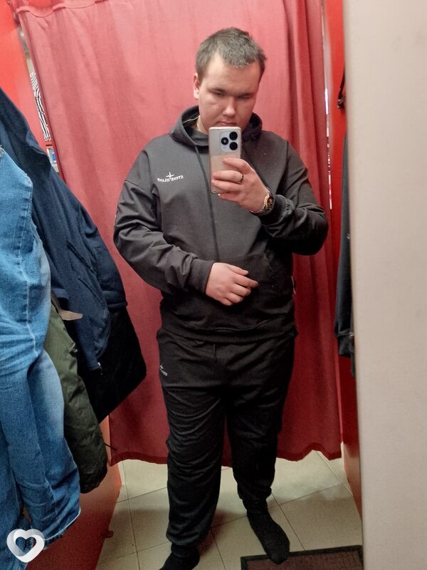 Денис, Свободный
