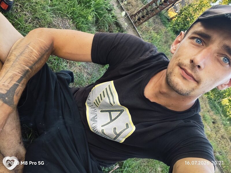 Артём, 26, Дрогичине — анкета №4642089