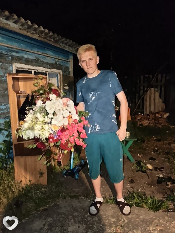 Леха, 24, Ростове-на-Дону — анкета №4642278