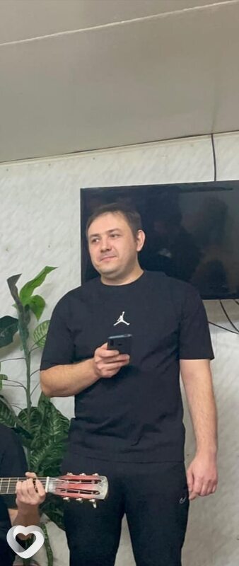Олег, 37, Саратове — анкета №4642374