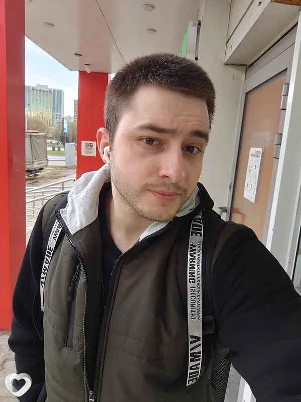 Денис, 24, Москве — анкета №4642417