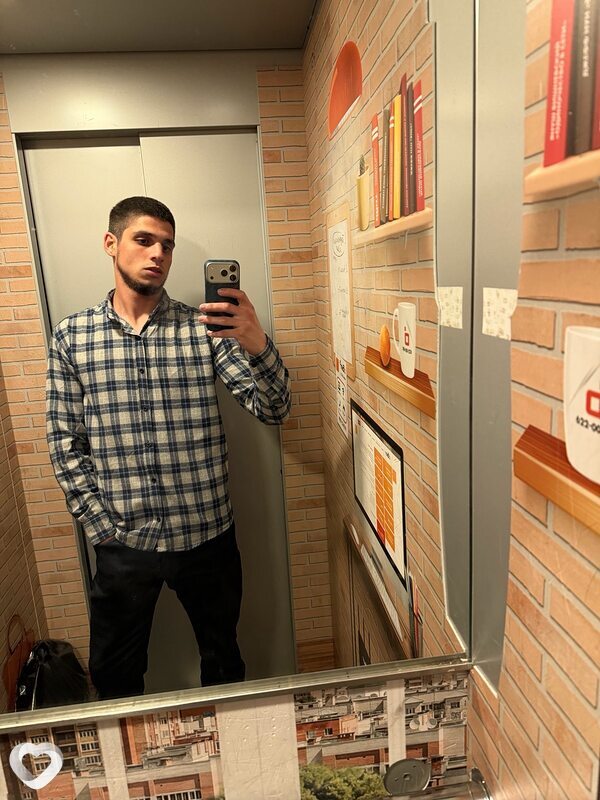 Заур, 21, Санкт-Петербурге — анкета №4643454
