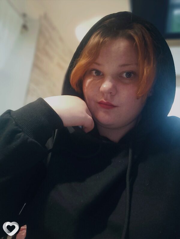 Юля, 21, Пскове — анкета №4643599