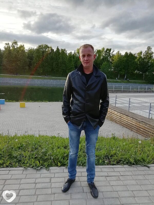 Денис, Октябрьск