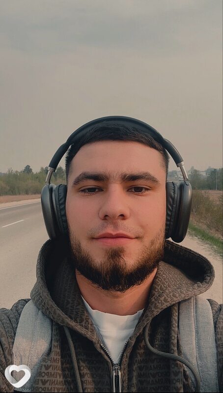 Азиз, Свободный