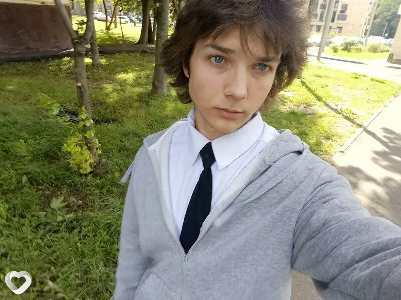 Артём, 18, Москве — анкета №4644721
