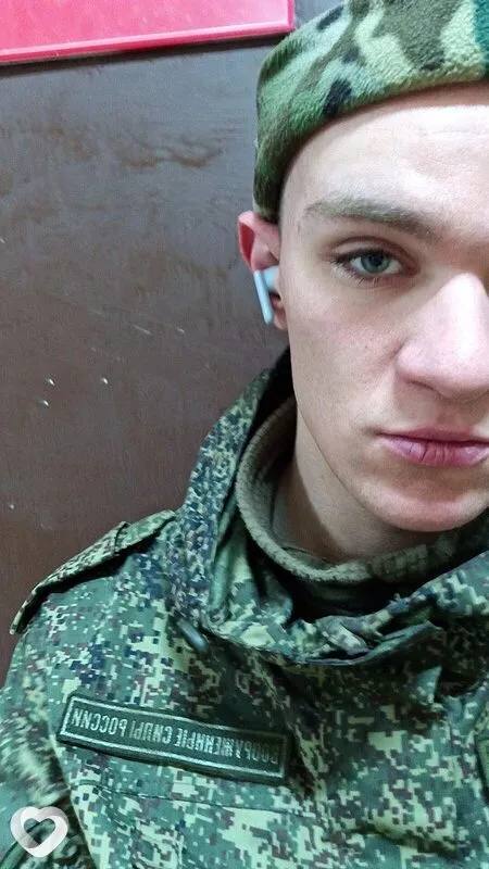 Денис, 24, Москве — анкета №4644903
