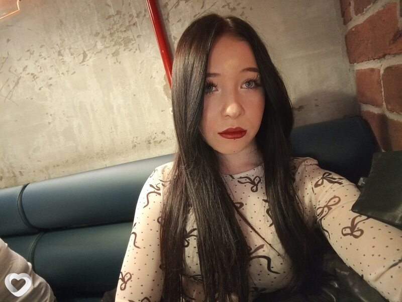 Юля, 18, Санкт-Петербурге — анкета №4645727