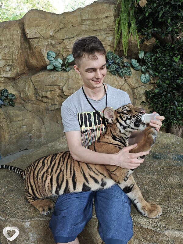 Лев, 22, Калуге — анкета №4646471