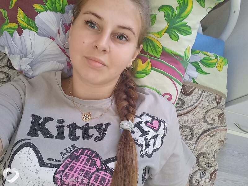 Екатерина, 22, Арсеньеве — анкета №4647923