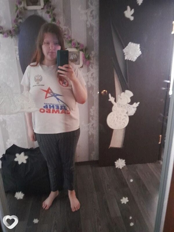 Наташа, 22, Луганске — анкета №4649558
