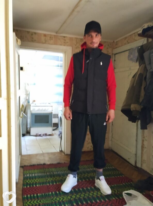 Артем, 35, Саратове — анкета №4649501