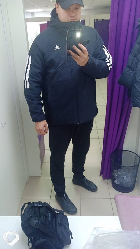 Максим, Курган