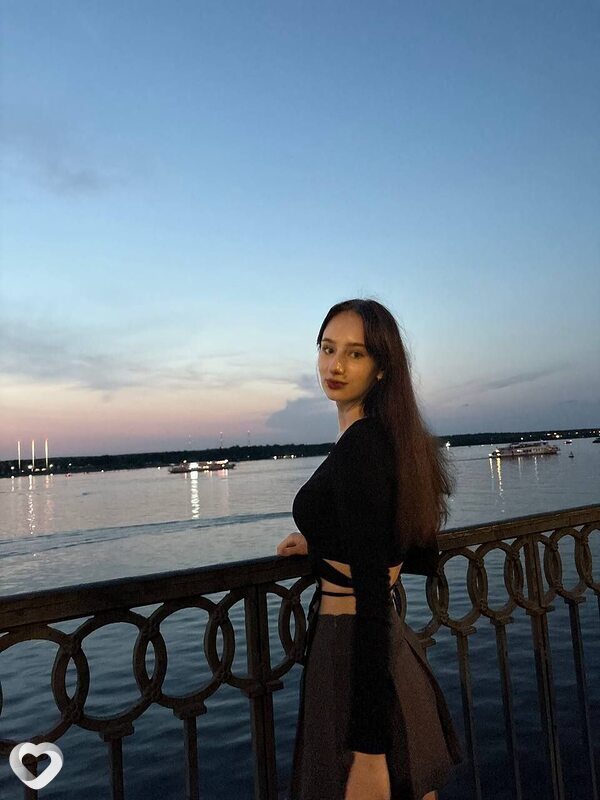 Карина, 20, Перми — анкета №4652258