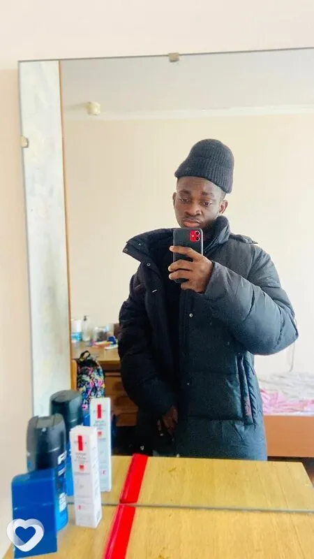 Gérald, 24, Барнауле — анкета №4652840