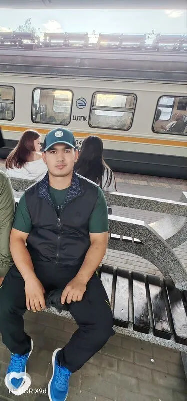 Азиз, 24, Москве — анкета №4653005