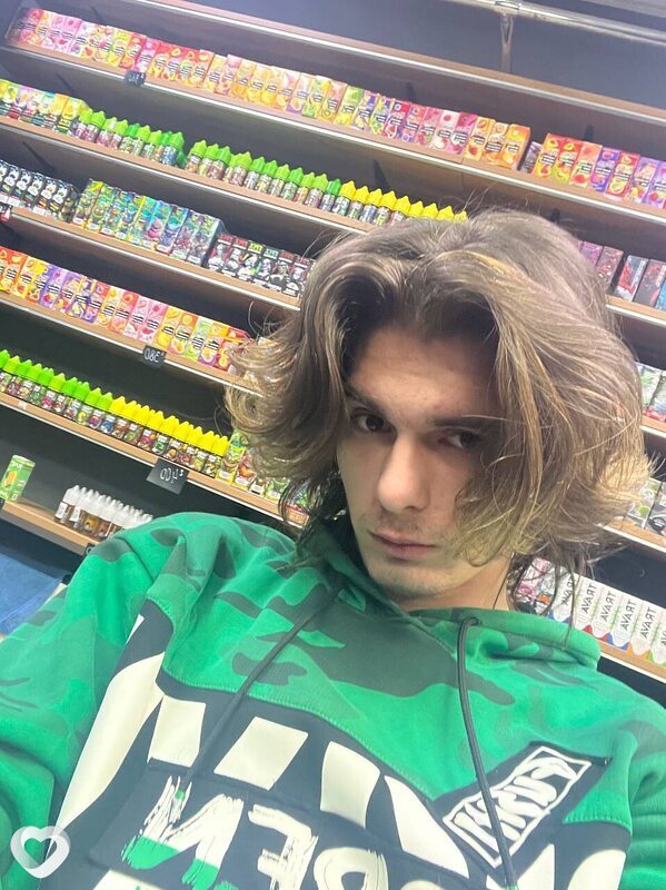 Рома, 20, Ижевске — анкета №4654696