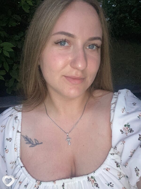 Полина, 25, Пскове — анкета №4654390