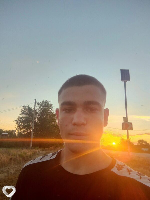 Артём, 20, Астрахани — анкета №4654464