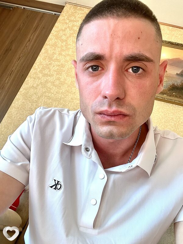 Антон, 27, Донецке — анкета №4655299