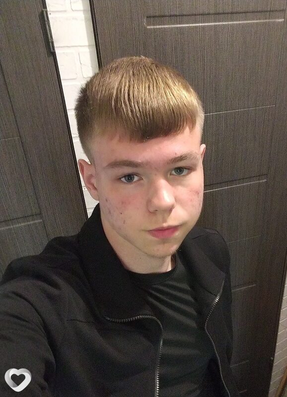 Артём, 18, Санкт-Петербурге — анкета №4655633