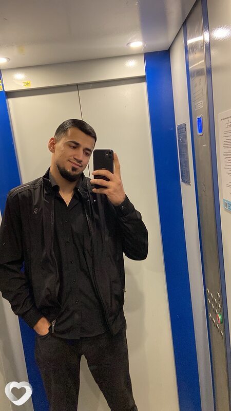 Fayzullo, 24, Екатеринбурге — анкета №4657378