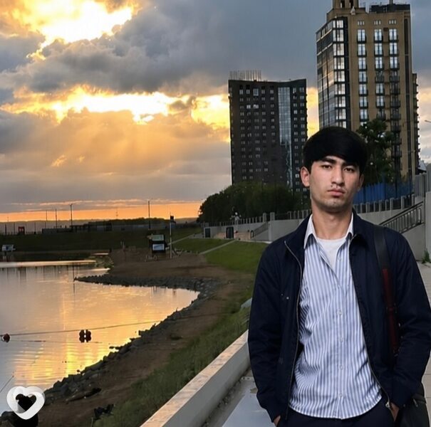 Илхомжон, Королёв