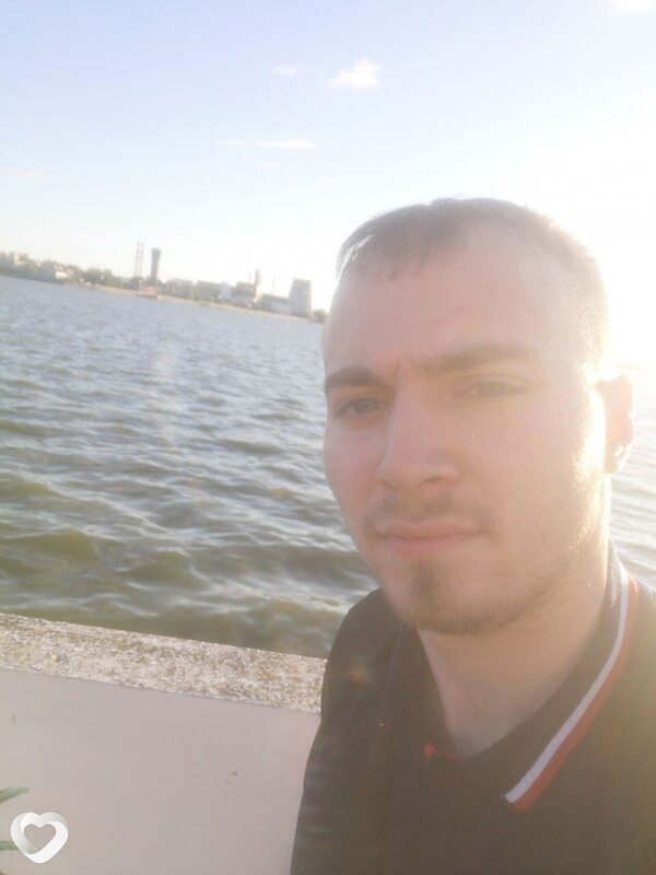 Максим, Глазов
