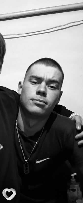 Азамат, 21, Екатеринбурге — анкета №4659504