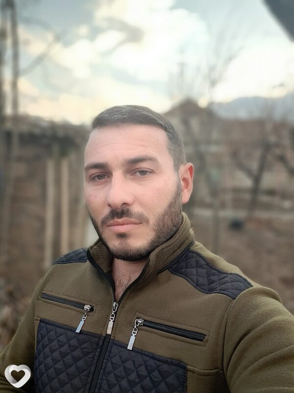 Artur, Горис